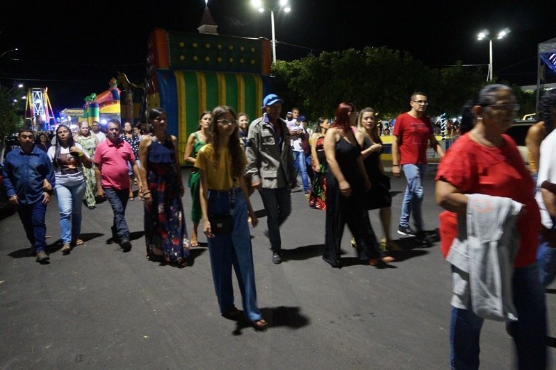 DSC04099 Jonas Esticado e Banda Magníficos arrastão multidão em São Sebastião do Umbuzeiro; veja fotos
