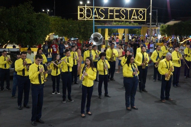 DSC04176 Jonas Esticado e Banda Magníficos arrastão multidão em São Sebastião do Umbuzeiro; veja fotos