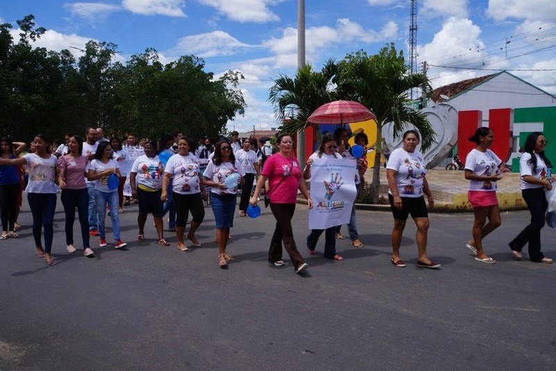 DSC05631-1 Grupo de Mães Mão que se Apoiam de São Sebastião do Umbuzeiro, realiza uma caminhada pela conscientização do Autista