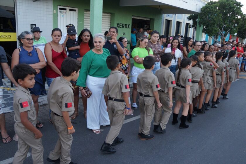 DSC02681-2-840x559 São Sebastião do Umbuzeiro realiza Desfile de 7 de setembro com o tema “Eu vejo a vida melhor no futuro”