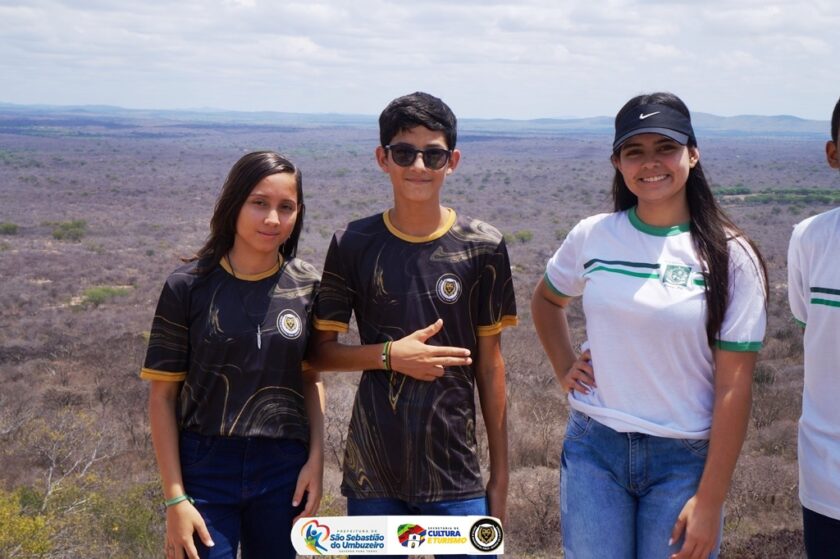DSC03650-840x559 Alunos do 9º Ano e professores de Escola da Prata, conhece pontos Turísticos de São Sebastião do Umbuzeiro
