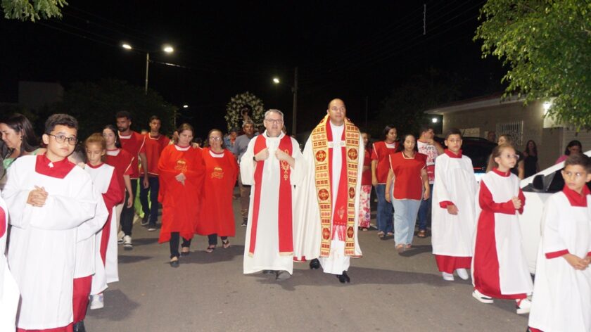 DSC00697-840x472 Festa de São Sebastião do Umbuzeiro se encerra com procissão e missa