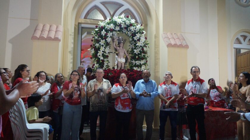 DSC00734-840x472 Festa de São Sebastião do Umbuzeiro se encerra com procissão e missa