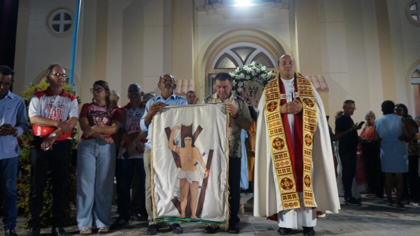 DSC00738-840x472 Festa de São Sebastião do Umbuzeiro se encerra com procissão e missa