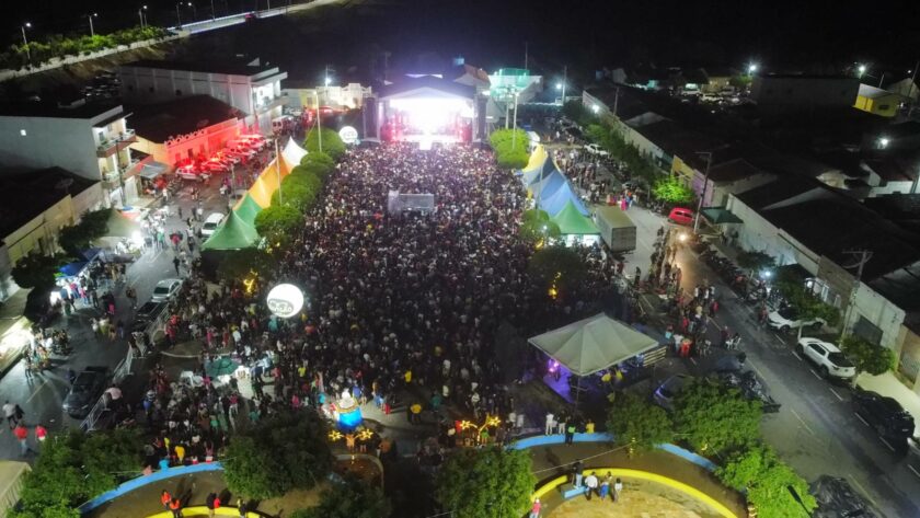 WhatsApp-Image-2024-01-20-at-12.46.06-840x473 Multidão prestigia shows na penúltima noite das festividades de São Sebastião em Sebastião do Umbuzeiro