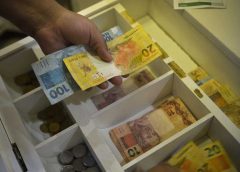 Salário mínimo de 2027 tem reajuste estimado pelo governo; veja o que mudaria