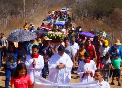 Comunidade católica de SS do Umbuzeiro realiza comemorações do dia da padroeira do Brasil, Nossa. Senhora Aparecida.