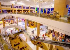 Shoppings Manaira e Mangabeira terão funcionamento normal no Carnaval 2026