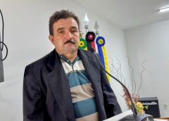 Vereador Denis tem uma indicação aprovada que solicita o saneamento básico nas ruas que estão sendo calçadas no Loteamento Serrote Apertado