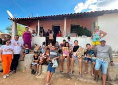 Betão dá continuidade à entrega de brinquedos e leva alegria às crianças do Assentamento Estrela Dalva e Santo Antônio